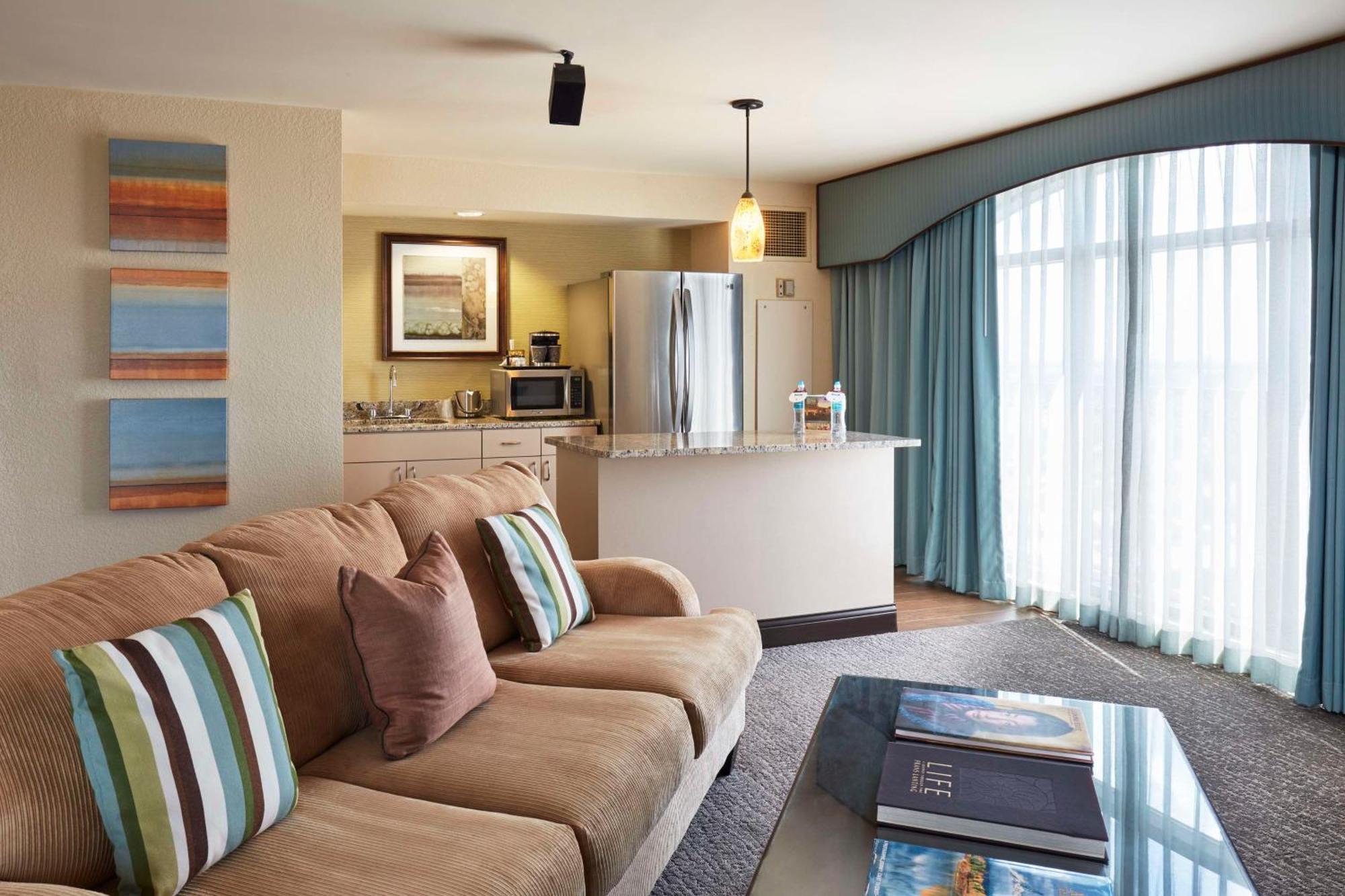 Doubletree By Hilton Hotel Orlando At Seaworld Williamsburg Bagian luar foto