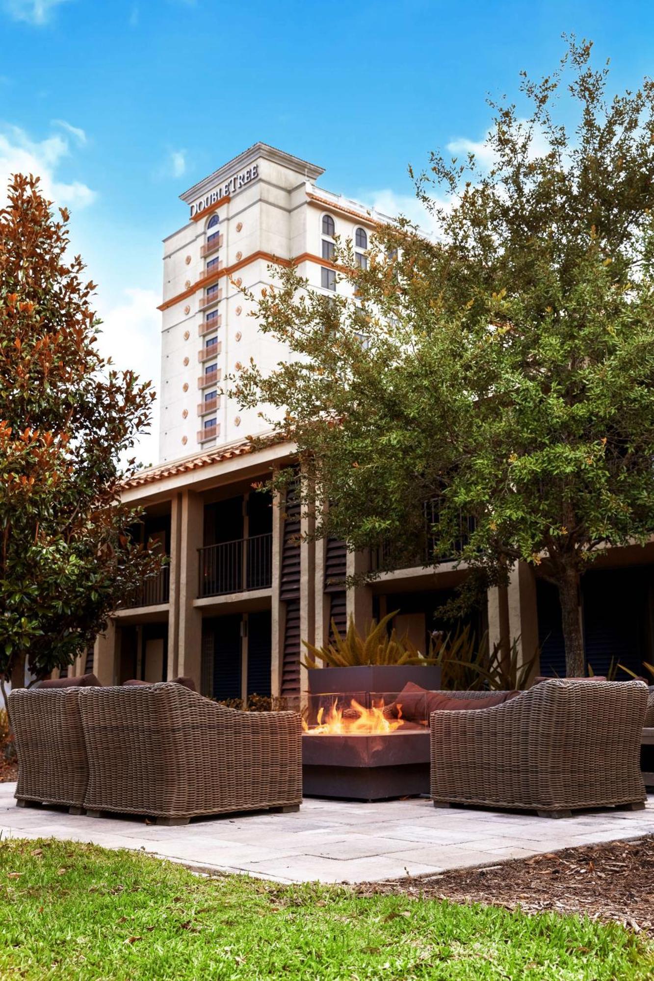Doubletree By Hilton Hotel Orlando At Seaworld Williamsburg Bagian luar foto