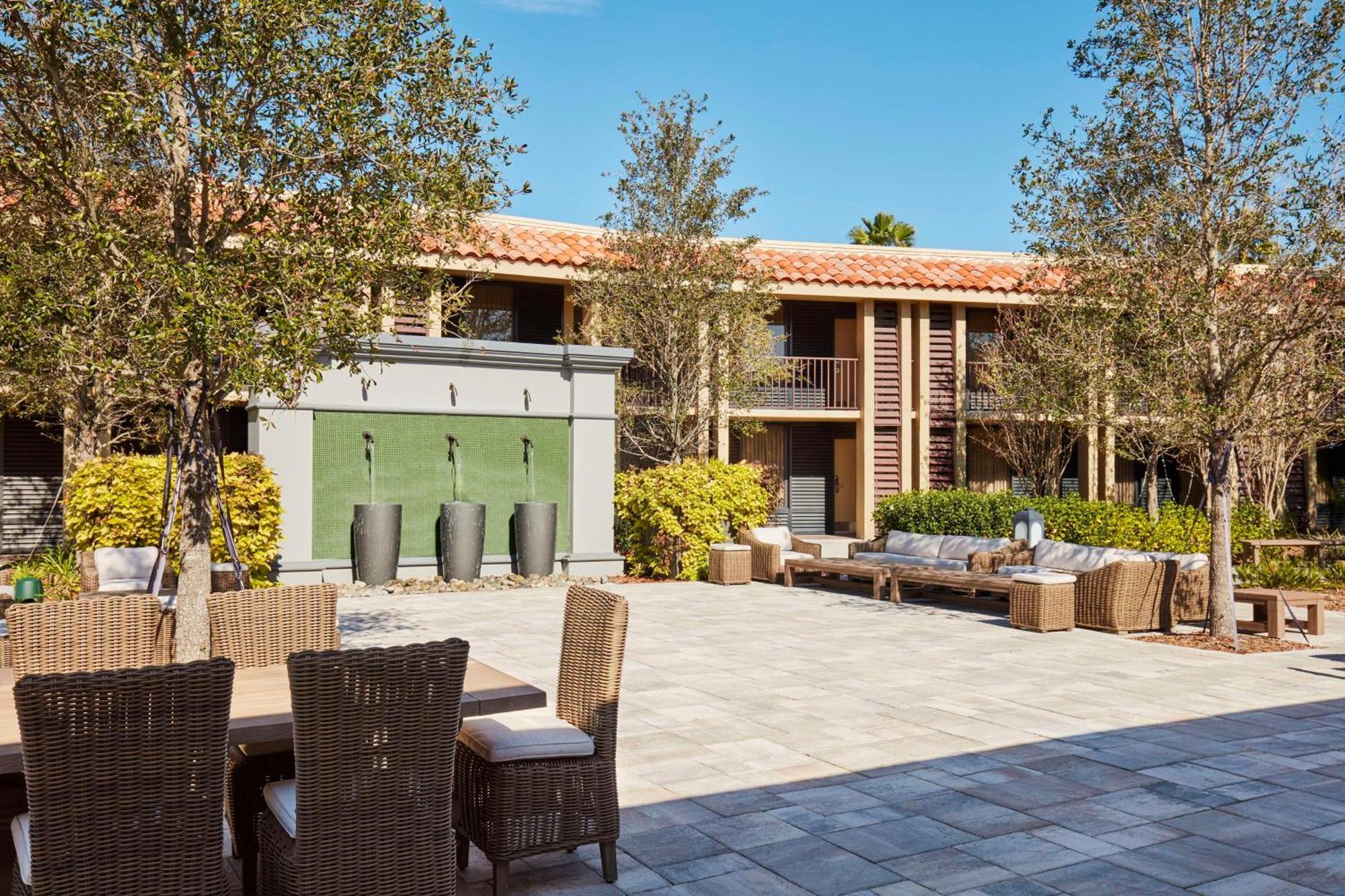 Doubletree By Hilton Hotel Orlando At Seaworld Williamsburg Bagian luar foto